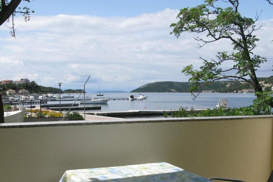 Apartments By The Sea Supetarska Draga - Donja, Rab - 11769 المظهر الخارجي الصورة