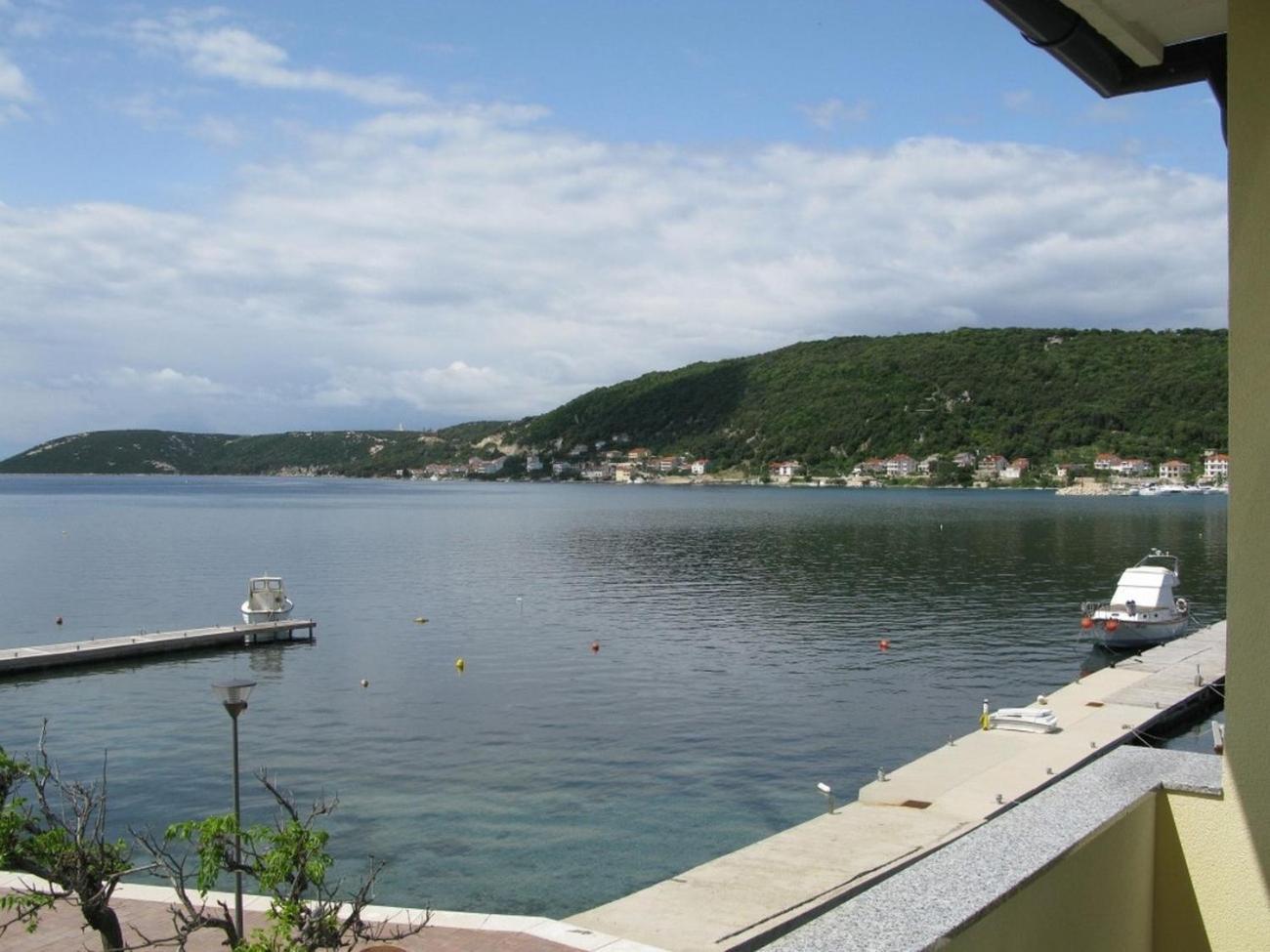 Apartments By The Sea Supetarska Draga - Donja, Rab - 11769 المظهر الخارجي الصورة