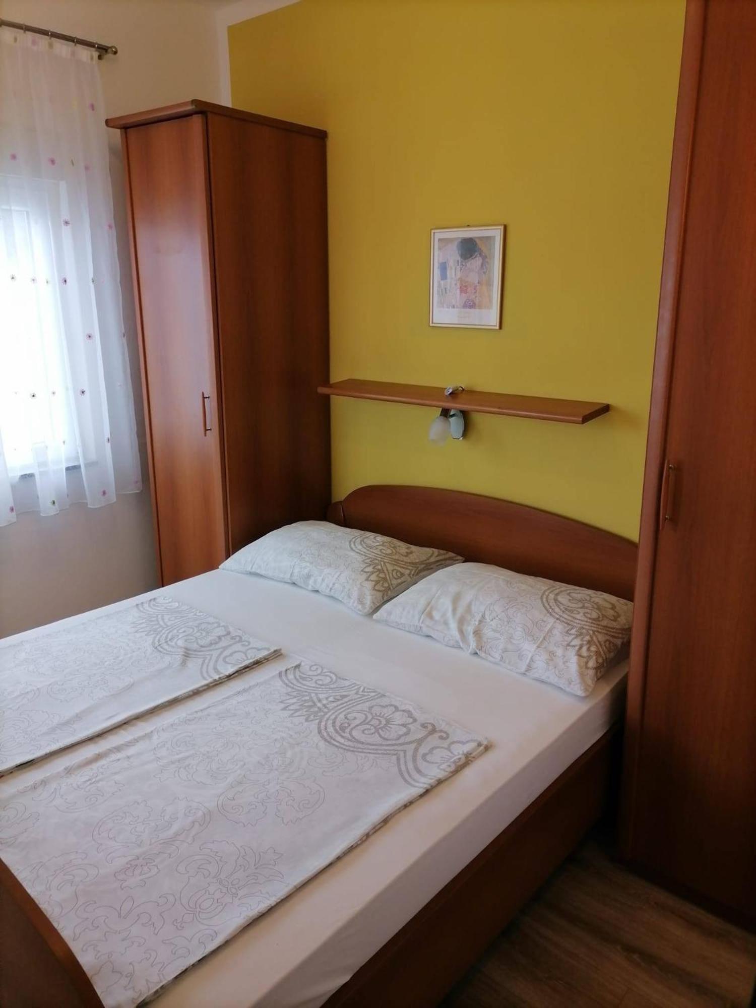 Apartments By The Sea Supetarska Draga - Donja, Rab - 11769 المظهر الخارجي الصورة